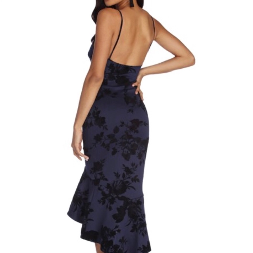 Dress - Picture 2 of 3